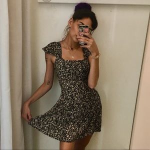 pretty Black and Tan floral mini dress